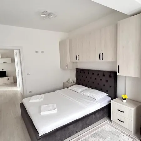 Dany Luxury Apartament Radauti Exterior photo
